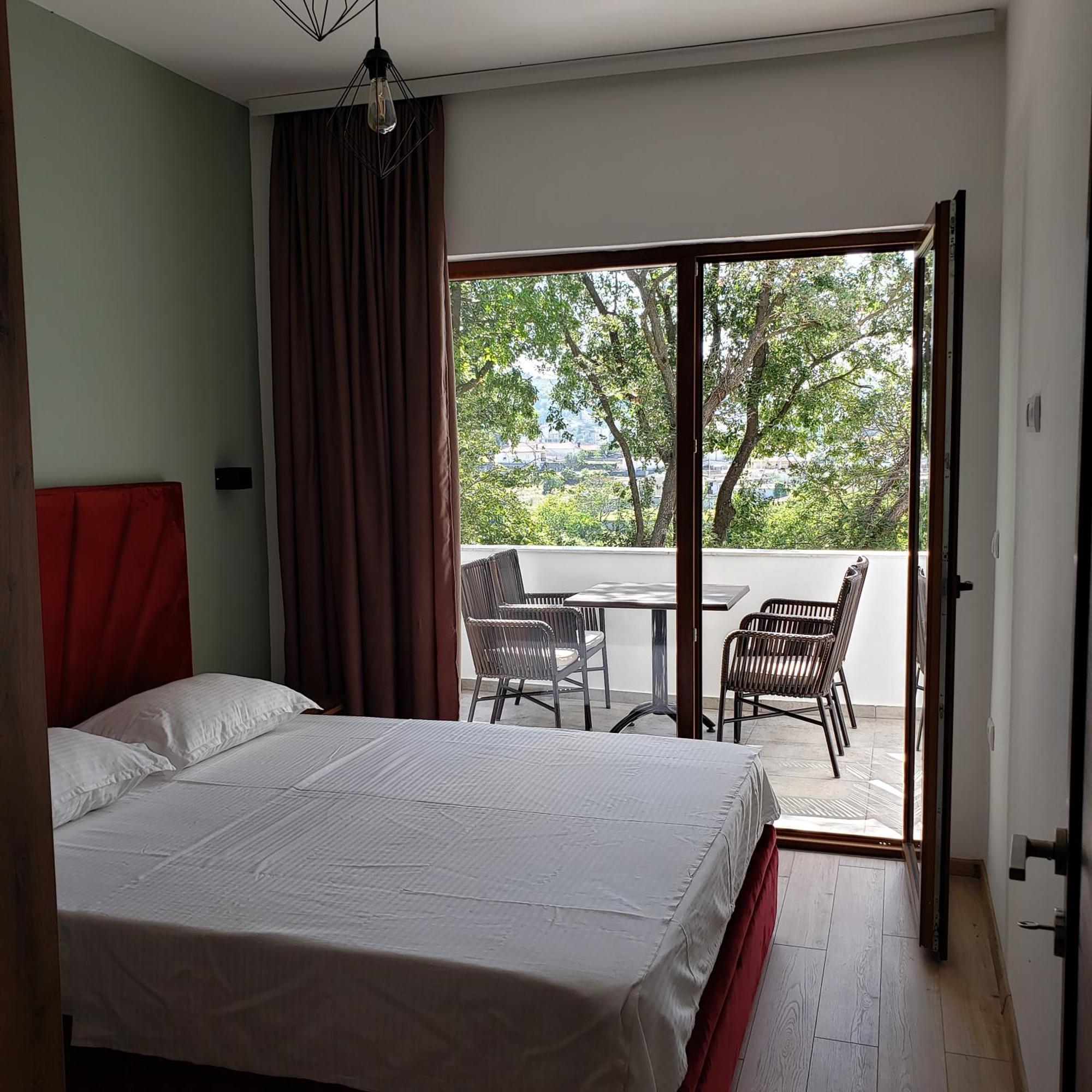 Green Hill Apartments Ulcinj Bilik gambar