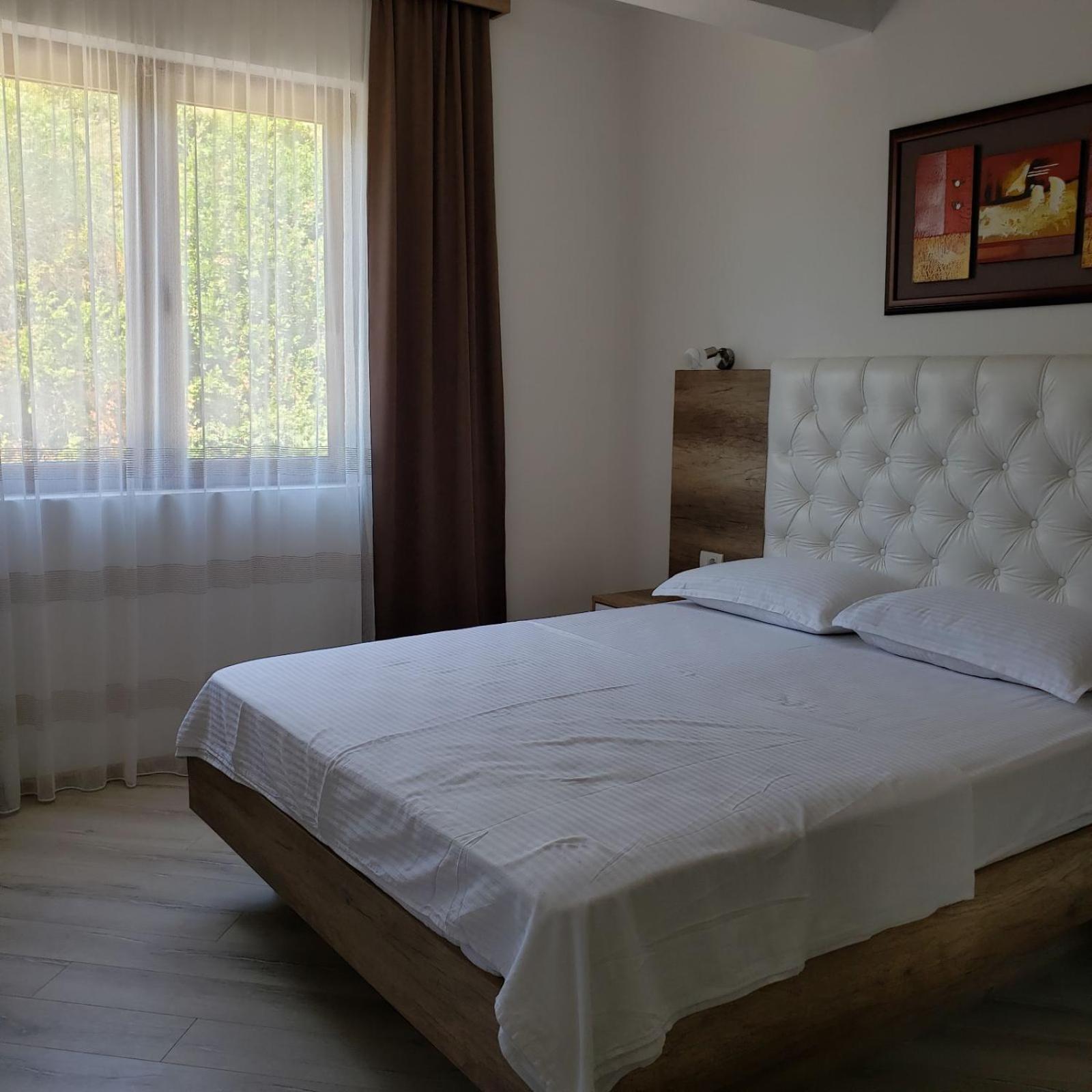 Green Hill Apartments Ulcinj Bilik gambar
